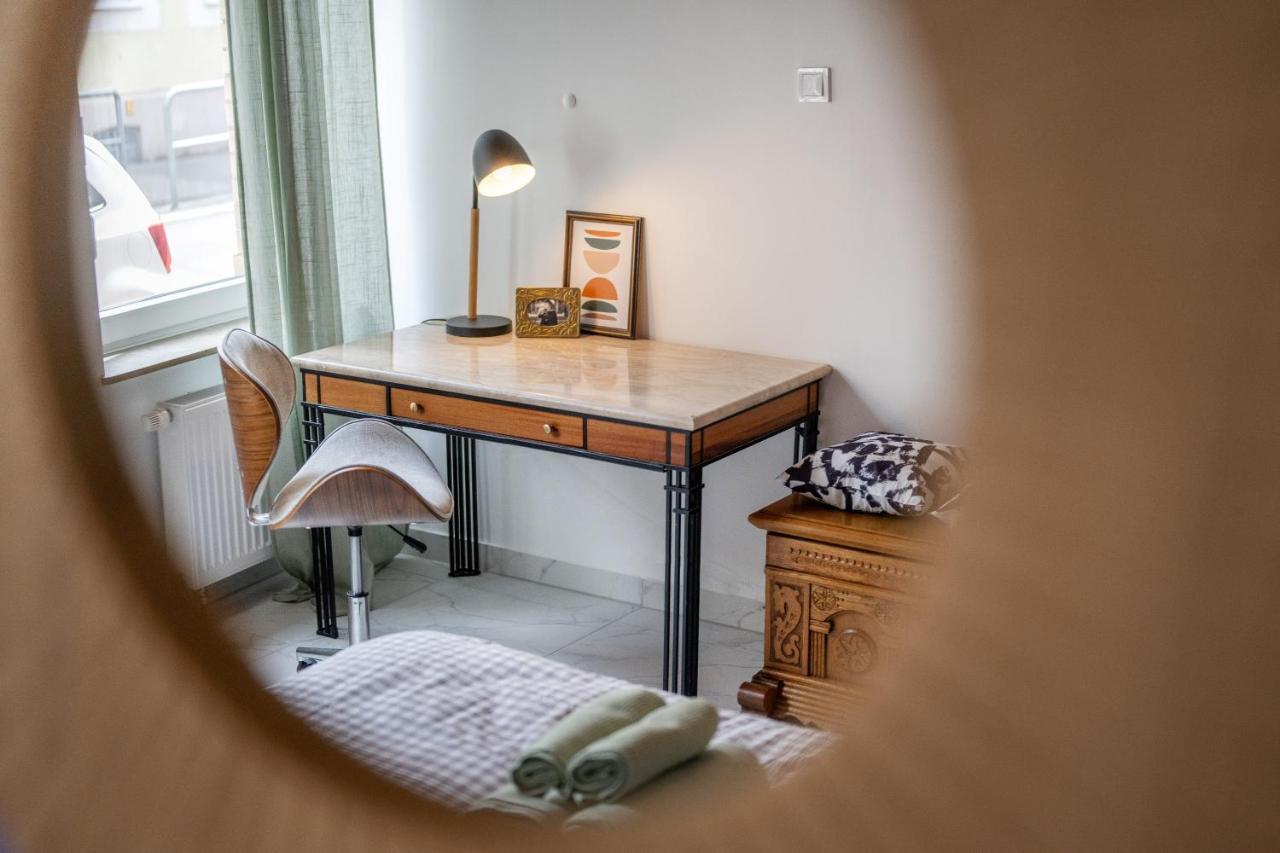 Wohlfuehlwohnung Mit 25 Qm Terrasse, Netflix *
