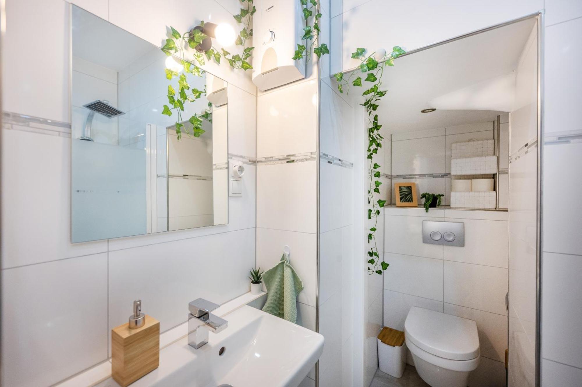 Apartment Wohlfuehlwohnung Mit 25 Qm Terrasse, Netflix *
