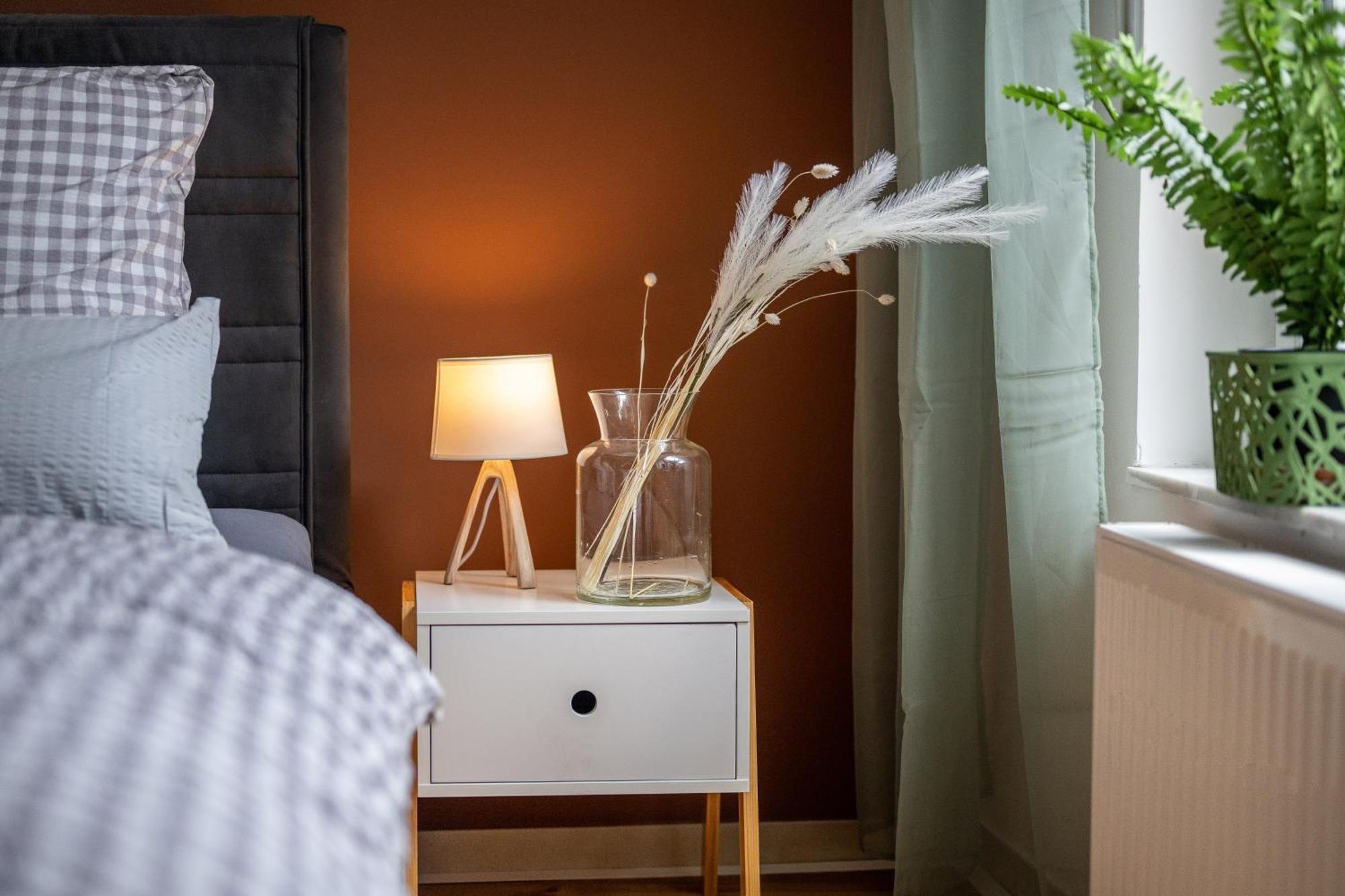 Wohlfuehlwohnung Mit 25 Qm Terrasse, Netflix